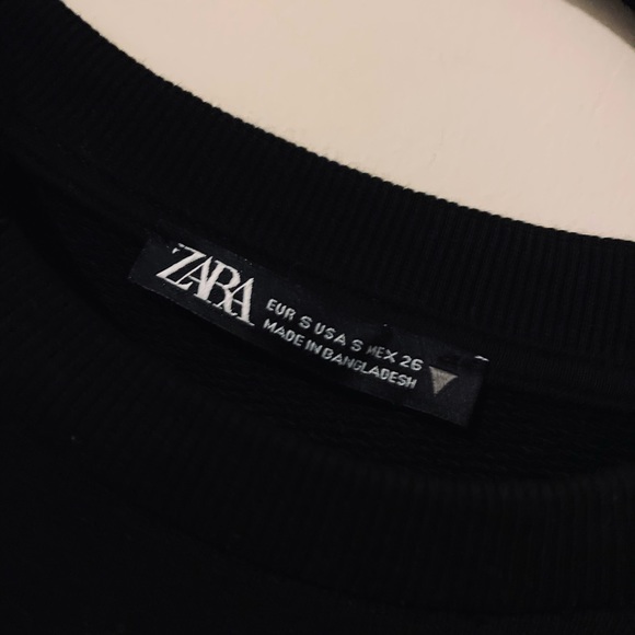 Black Zara cropped sweatshirt , like new - Picture 2 of 2